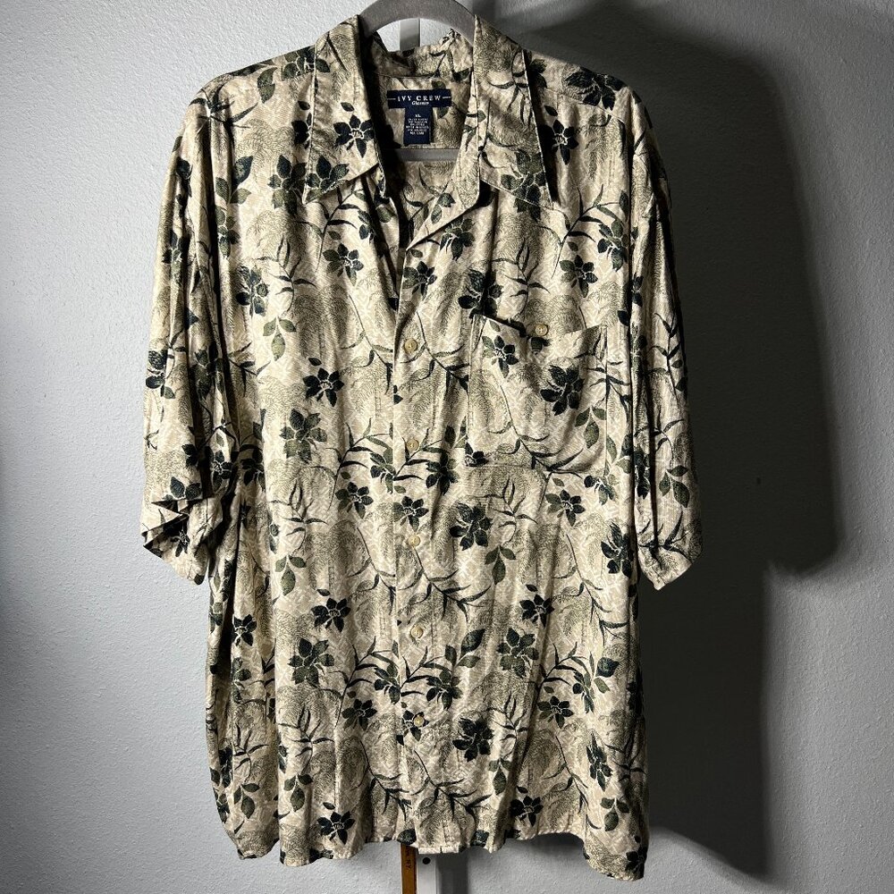 Ivy Crew Classics Ivory w Botanical Print Short-Sleeve Button-Up SZ XL